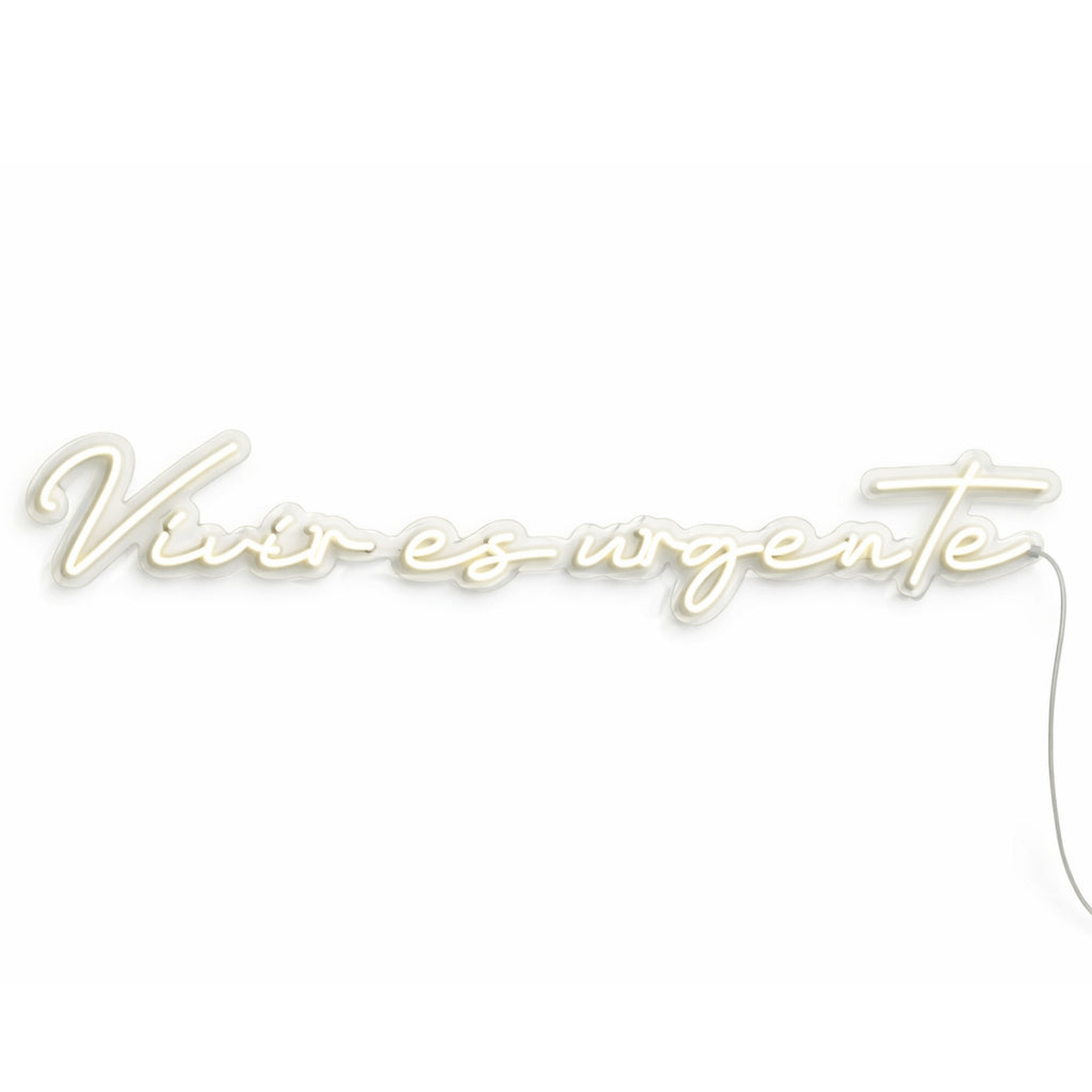 Neón LED “Vivir es urgente” (Edición Script Premium) Decoración premium para hogares y negocios.